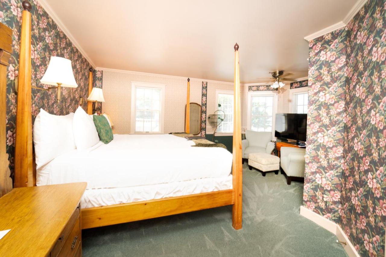 Yelton Manor Bed And Breakfast South Haven Chambre photo