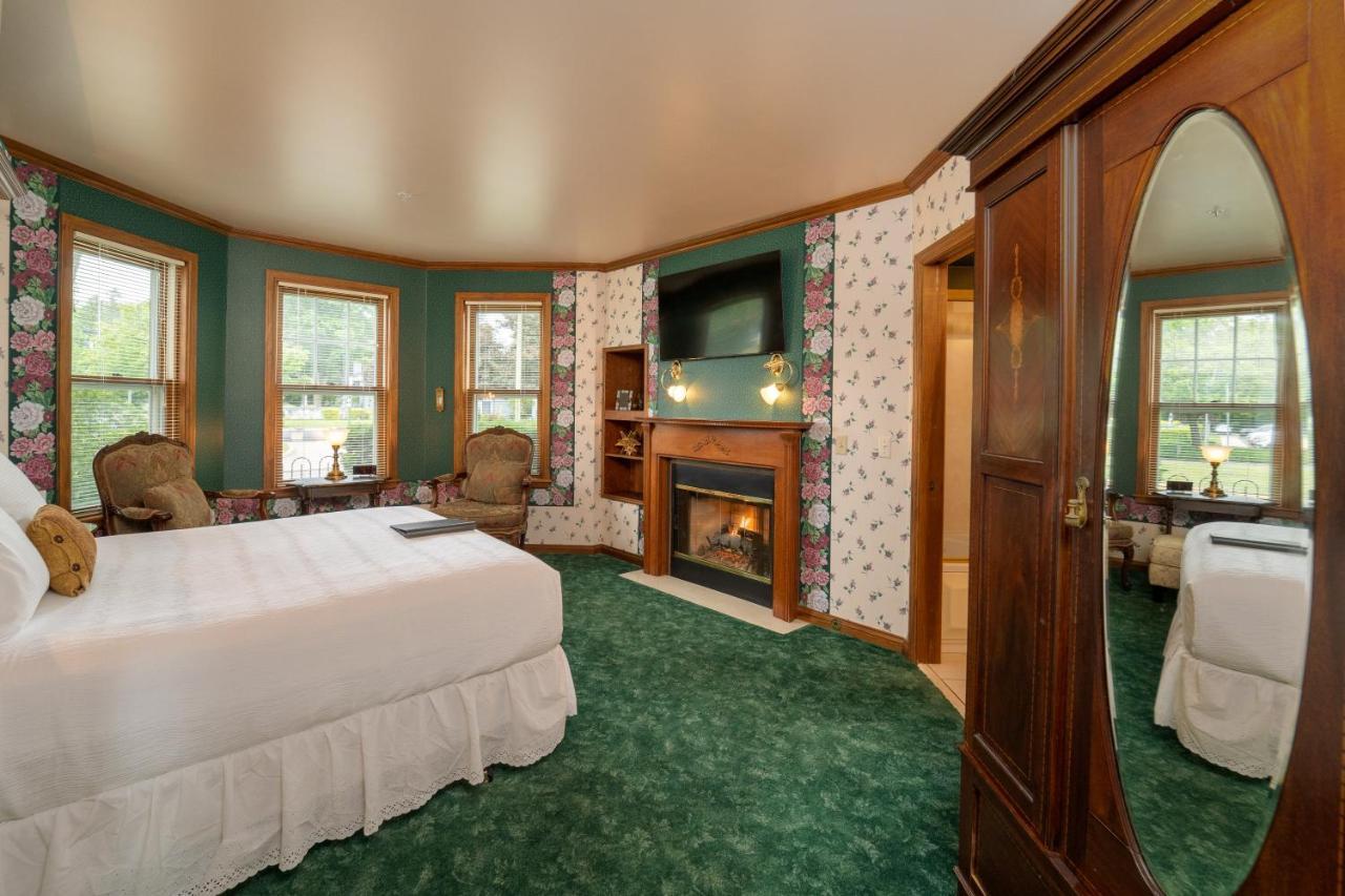 Yelton Manor Bed And Breakfast South Haven Chambre photo