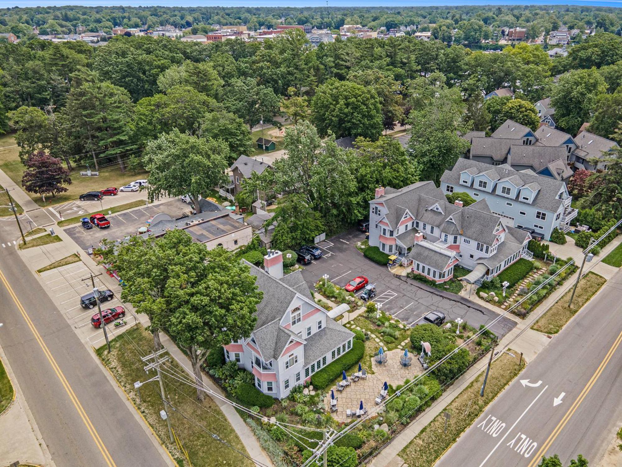 Yelton Manor Bed And Breakfast South Haven Extérieur photo