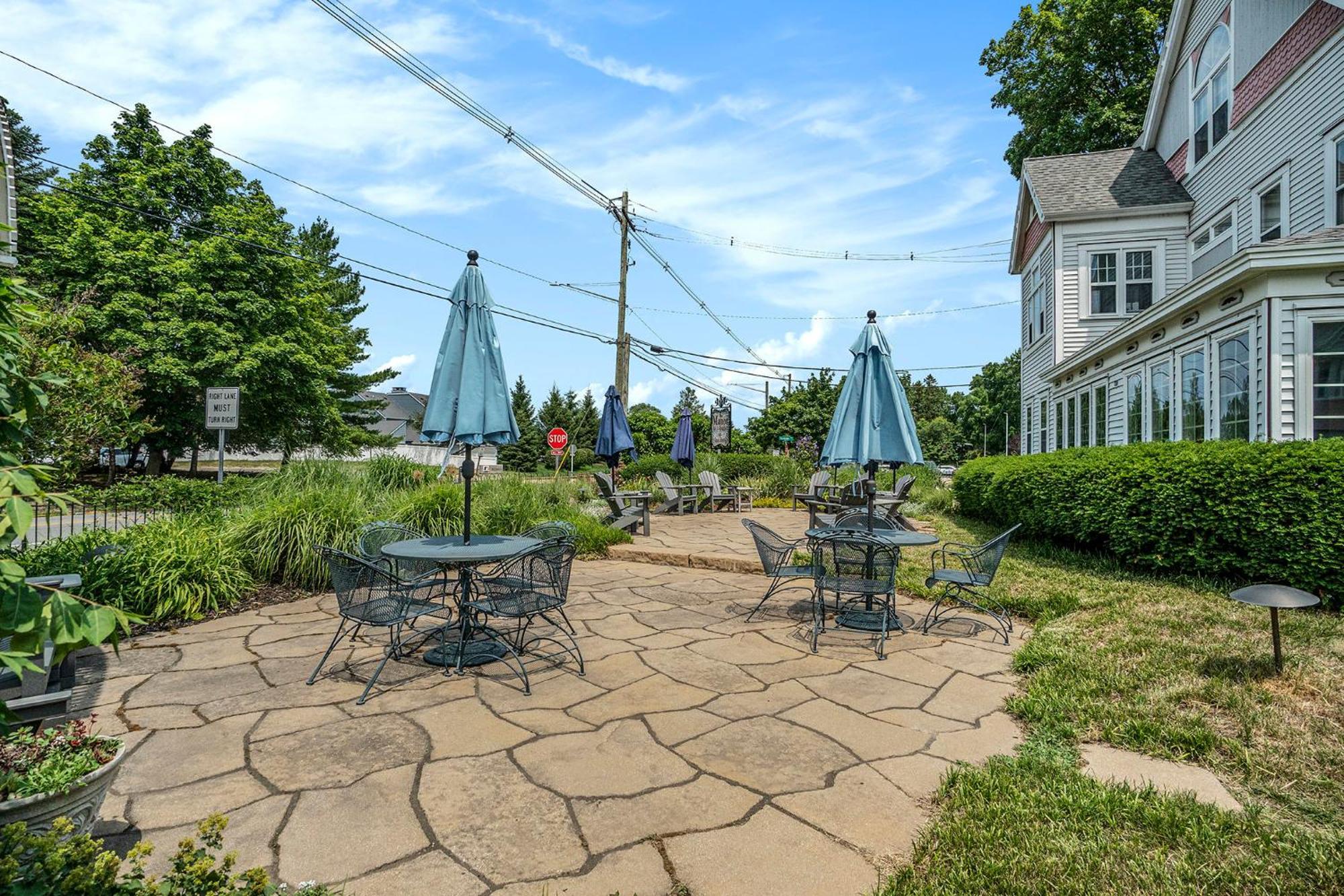 Yelton Manor Bed And Breakfast South Haven Extérieur photo