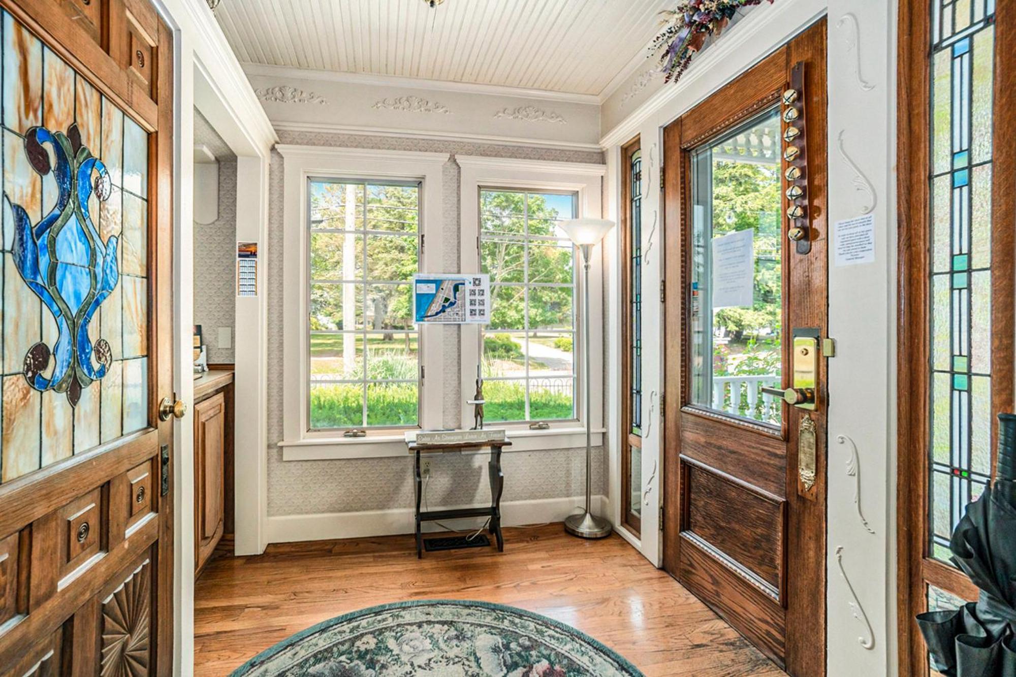 Yelton Manor Bed And Breakfast South Haven Extérieur photo