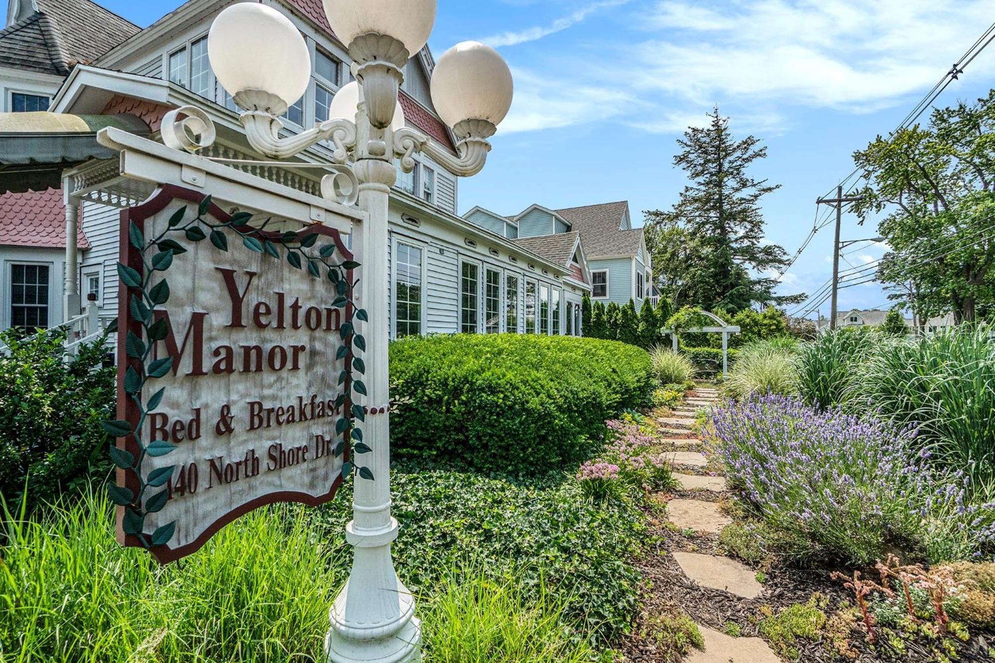 Yelton Manor Bed And Breakfast South Haven Extérieur photo