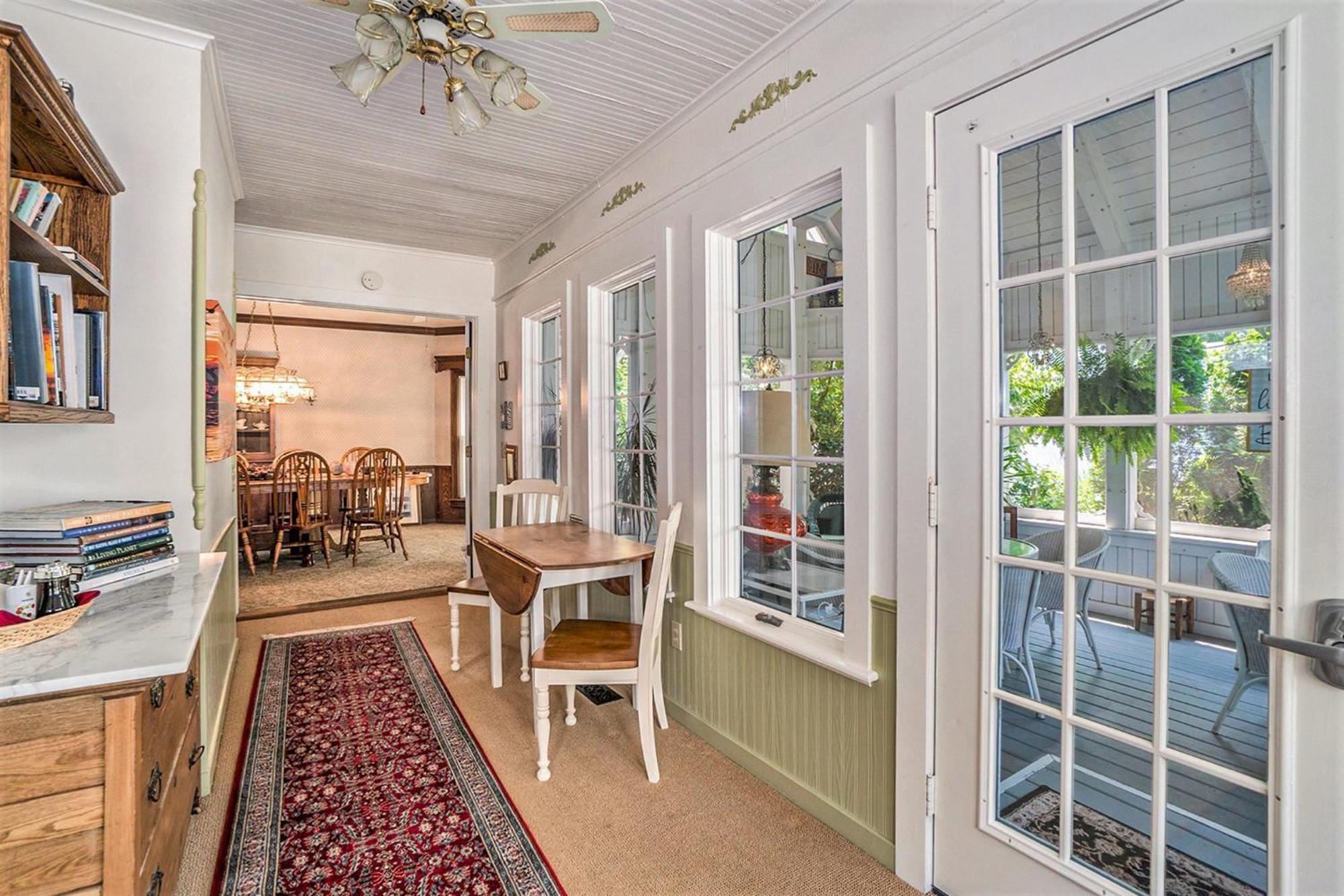 Yelton Manor Bed And Breakfast South Haven Extérieur photo
